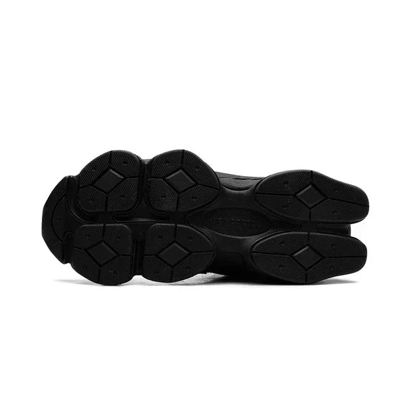 Unisex Chunky Suede Trainers in black – view 5