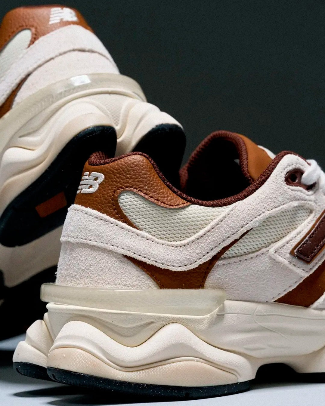 Unisex Chunky Trainers in cream, tan brown – view 7