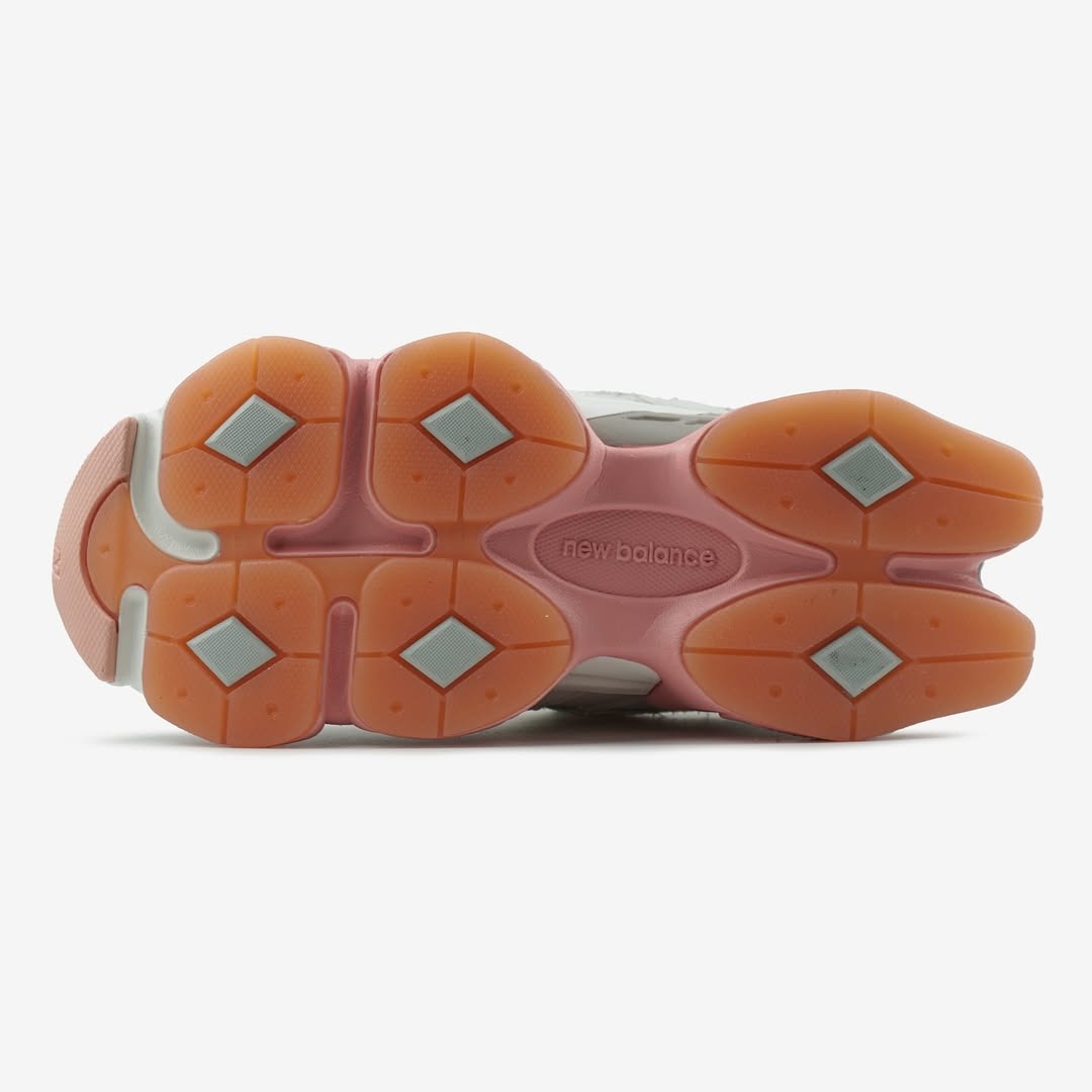 Unisex Chunky Trainers in grey, peach, pink – view 7