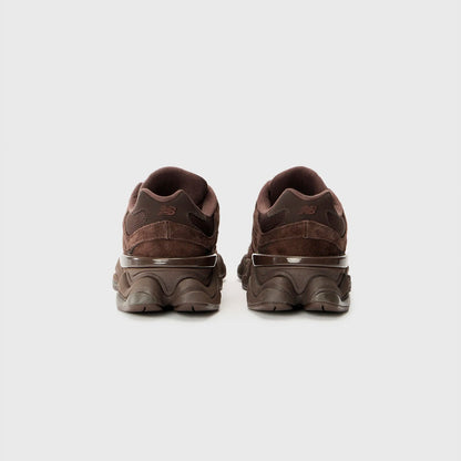 Unisex Chunky Suede Trainers in chocolate brown – view 5