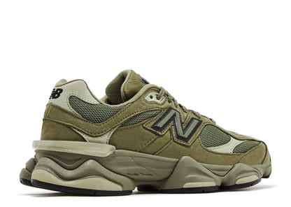 Unisex Chunky Suede Trainers in olive green – view 3