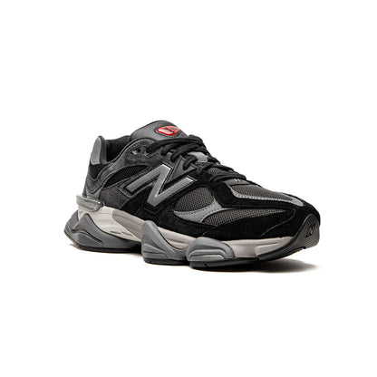 Unisex Chunky Trainers in black, charcoal grey, cream – view 4