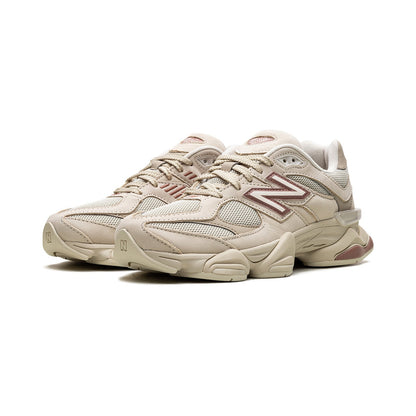 Unisex Chunky Trainers in bone, taupe – view 2