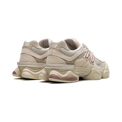 Unisex Chunky Trainers in bone, taupe – view 3