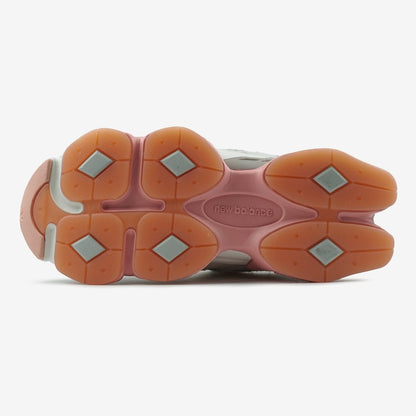 Unisex Chunky Trainers in grey, peach, pink – view 7