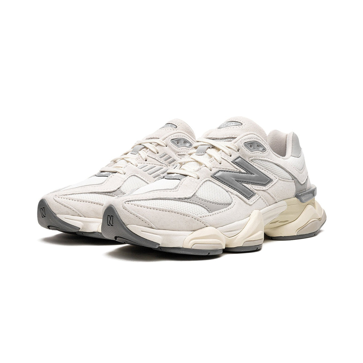 Unisex Chunky Trainers in off-white, light grey – view 2