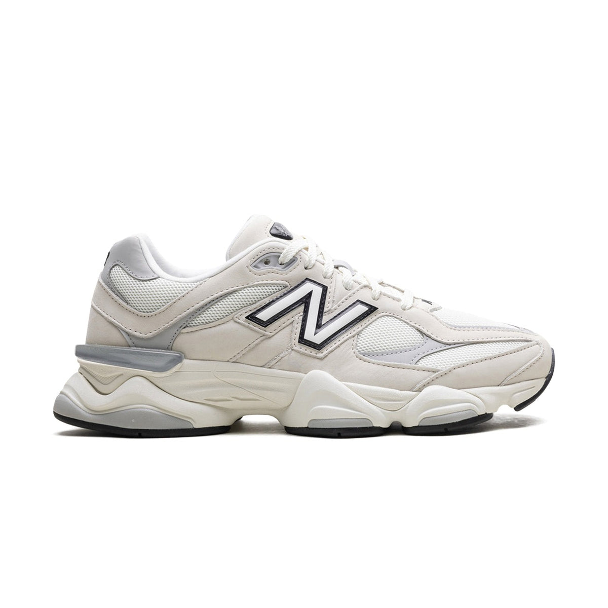 Unisex Chunky Trainers in off-white, black, pale blue – side view