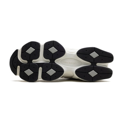 Unisex Chunky Trainers in off-white, black, pale blue – view 5