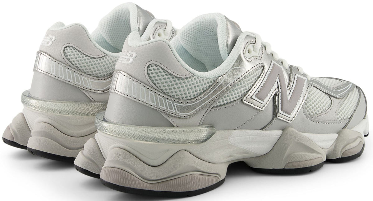 Unisex Chunky Trainers in silver grey, lilac – view 4