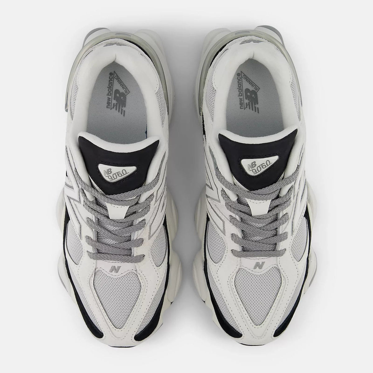 Unisex Chunky Trainers in white, grey, black – view 5